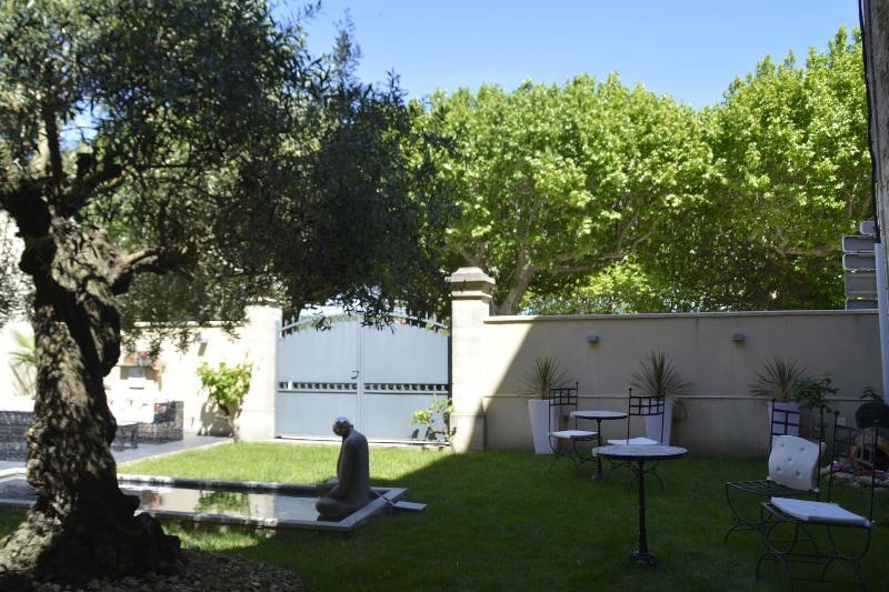 L'Instant Sevigne Hotell Grignan Exteriör bild