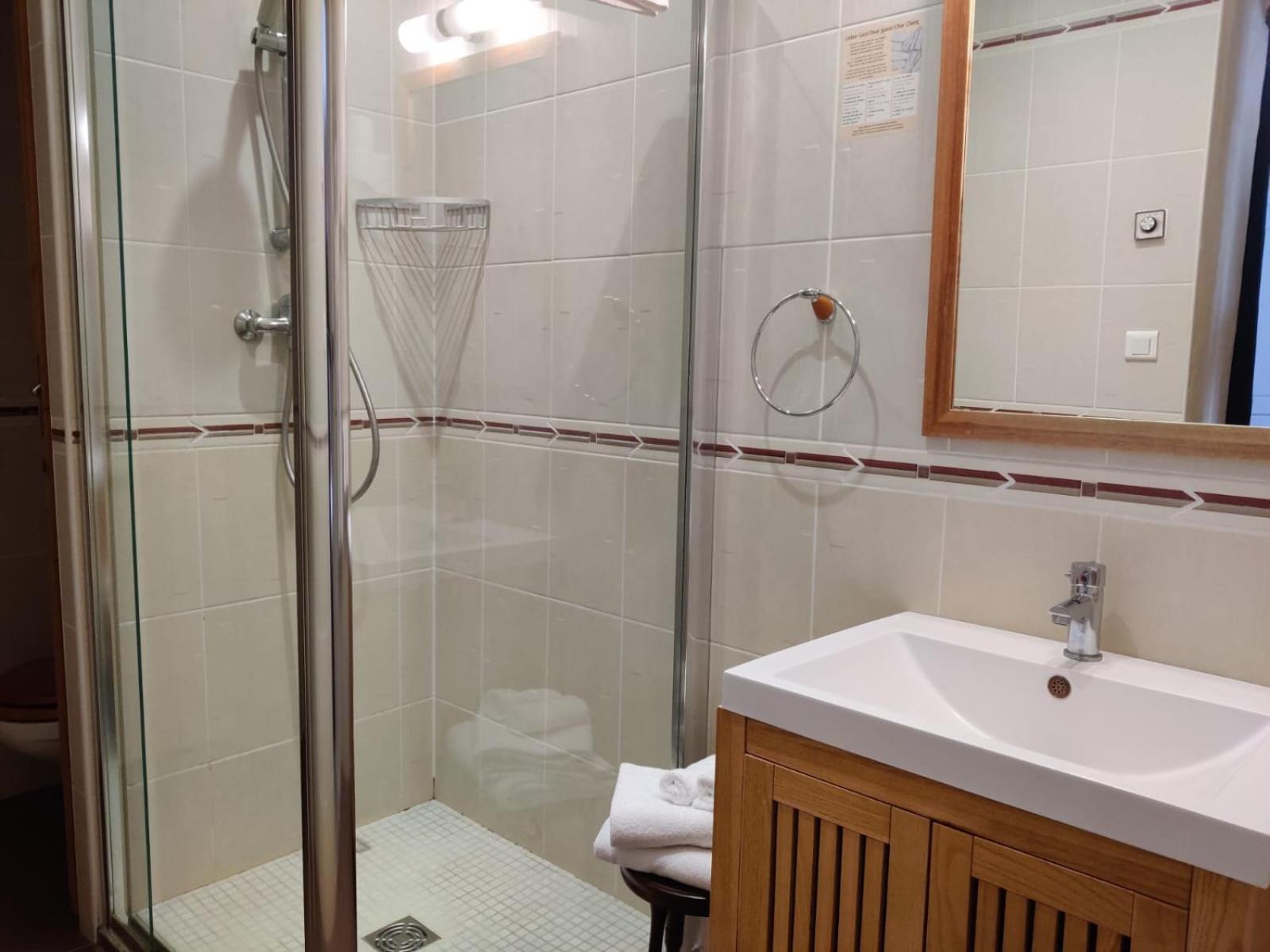 L'Instant Sevigne Hotell Grignan Exteriör bild
